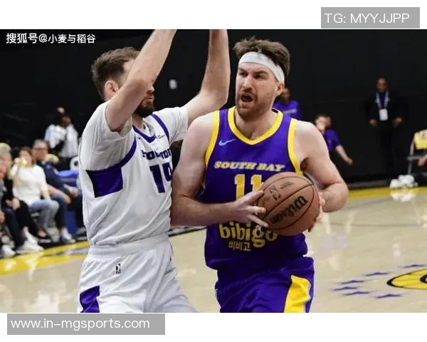 湖人双向合同球员蒂米G联盟崭露头角砍下27分8板7助展现古典内线风采